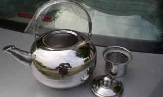 铁壶里有铁锈怎么处理（铁壶里有铁锈怎么处理好）