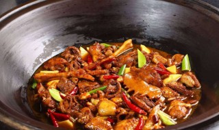 新买的铁锅怎么处理铁锈（刚买的新铁锅怎么除锈）