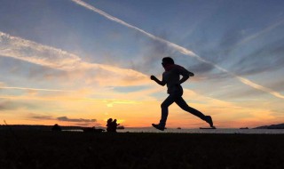 努力拼搏奋斗的名言（努力拼搏奋斗的名言图片）