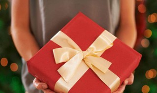 第一次去女朋友家带什么礼物好 第一次去女朋友家带什么礼物好