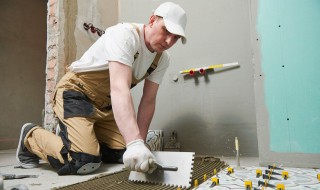 装修开工第一锤讲究（装修开工第一锤讲究和时间）