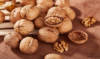 吃核桃会胖吗（晚上吃核桃会胖吗）
