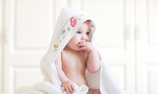 男孩好听的英文名 男孩好听的英文名字带读音