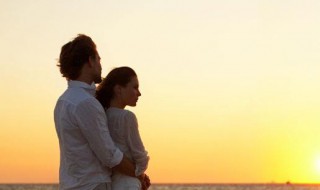 结婚纪念日送什么（结婚纪念日送什么礼物给老婆）