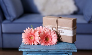 结婚纪念日送什么礼物 结婚纪念日送什么礼物给老公