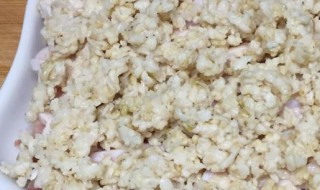 蒸酒剩下的酒糟有什么用（蒸酒后的酒糟怎么办）