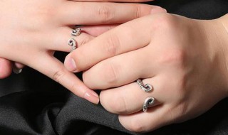 男女朋友带戒指戴法（男女朋友带戒指戴法图解）