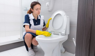 怎样疏通马桶堵塞（怎样疏通马桶堵塞的小妙招）