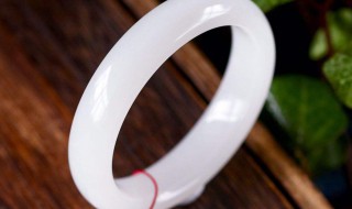 羊脂玉的鉴定方法 羊脂玉鉴别最简单方法