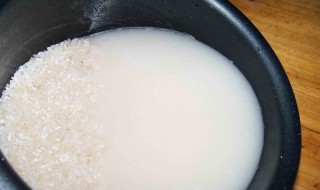 淘米水浇花的正确方法（茉莉花淘米水浇花的正确方法）