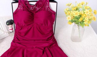 买泳衣怎么挑选（泳衣挑选小技巧,一般人不知道!）