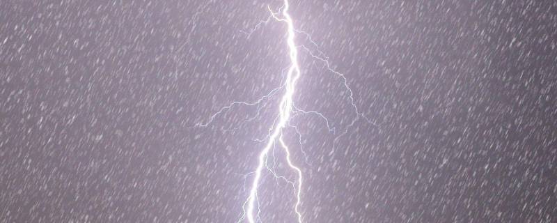 什么是雷打雪现象（雷打雪是什么情况）