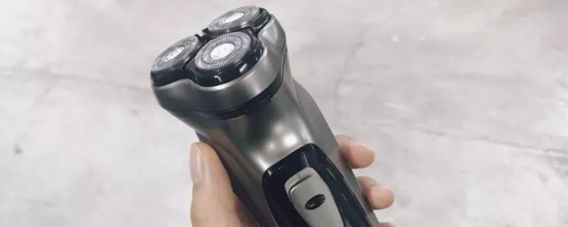 送剃须刀给男生是什么意思（情侣不能送的三样东西）