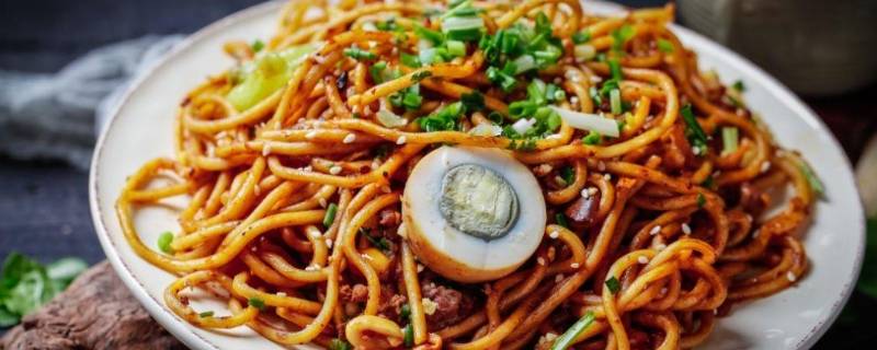 热干面芝麻酱还是花生酱 热干面芝麻酱还是花生酱热量高