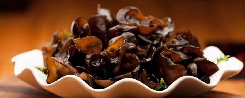 泡好的黑木耳隔夜可吃吗（泡好的黑木耳隔夜能吃吗?）