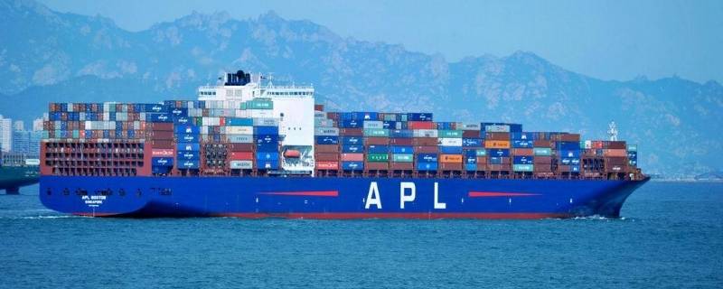 货轮载重量约多少吨 货轮的载重量是多少吨