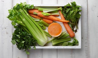 菜可以放冰箱冷冻吗（菜可以放冰箱冷冻吗多久）