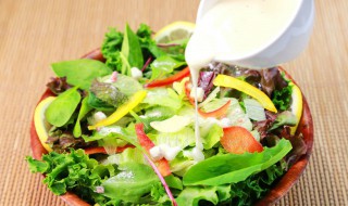 凉菜放冰箱第二天还能吃吗 买的凉菜放冰箱第二天还能吃吗