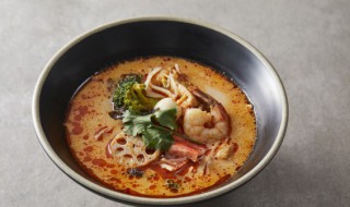 菜是热的能放冰箱吗（菜是热的能放冰箱吗?）