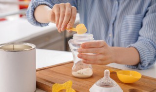 奶粉冲了放冰箱冷藏吗 奶粉冲了放冰箱冷藏吗能放多久