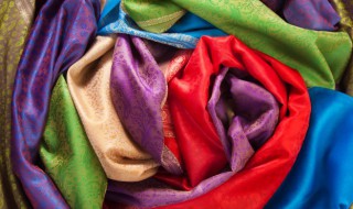 桑蚕丝皱了可以熨烫吗 桑蚕丝熨烫皱了怎么办