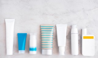 洗面奶可以放冰箱吗（洗面奶可以放冰箱吗）